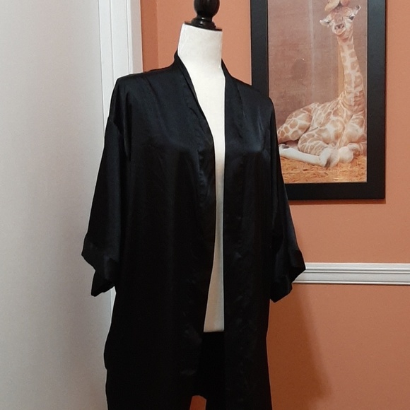 Victoria's Secret Other - Victoria's secret robe